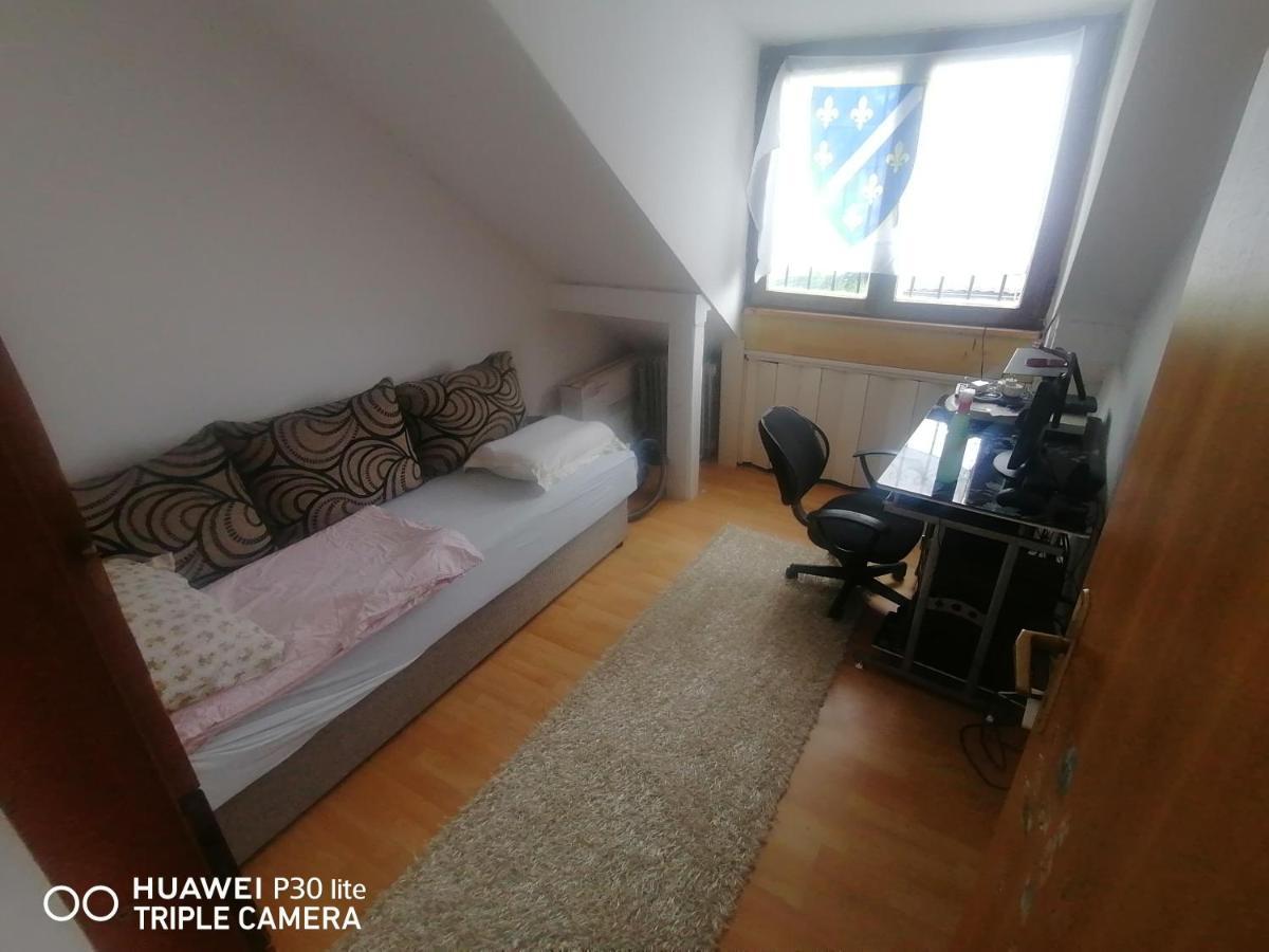 Asja Guest House Lukavac Exterior photo
